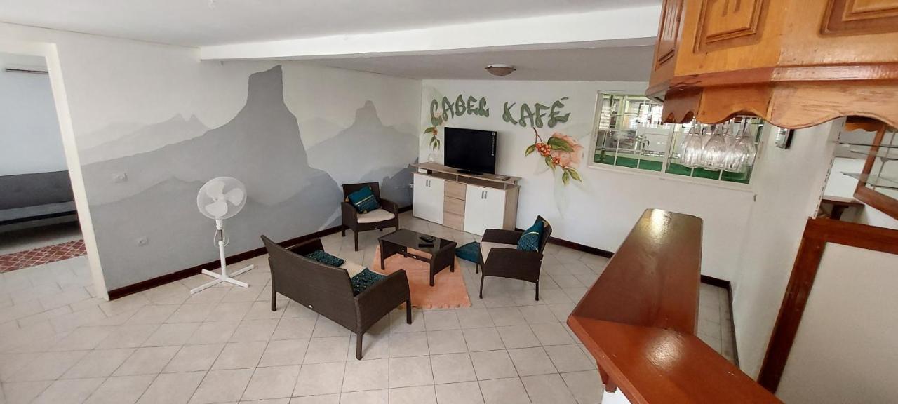 Ferienwohnung Label Kafe Bouillante Exterior foto